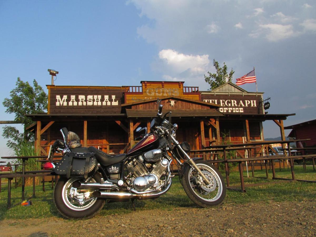 Bubla City Ranch Kopřivnice エクステリア 写真