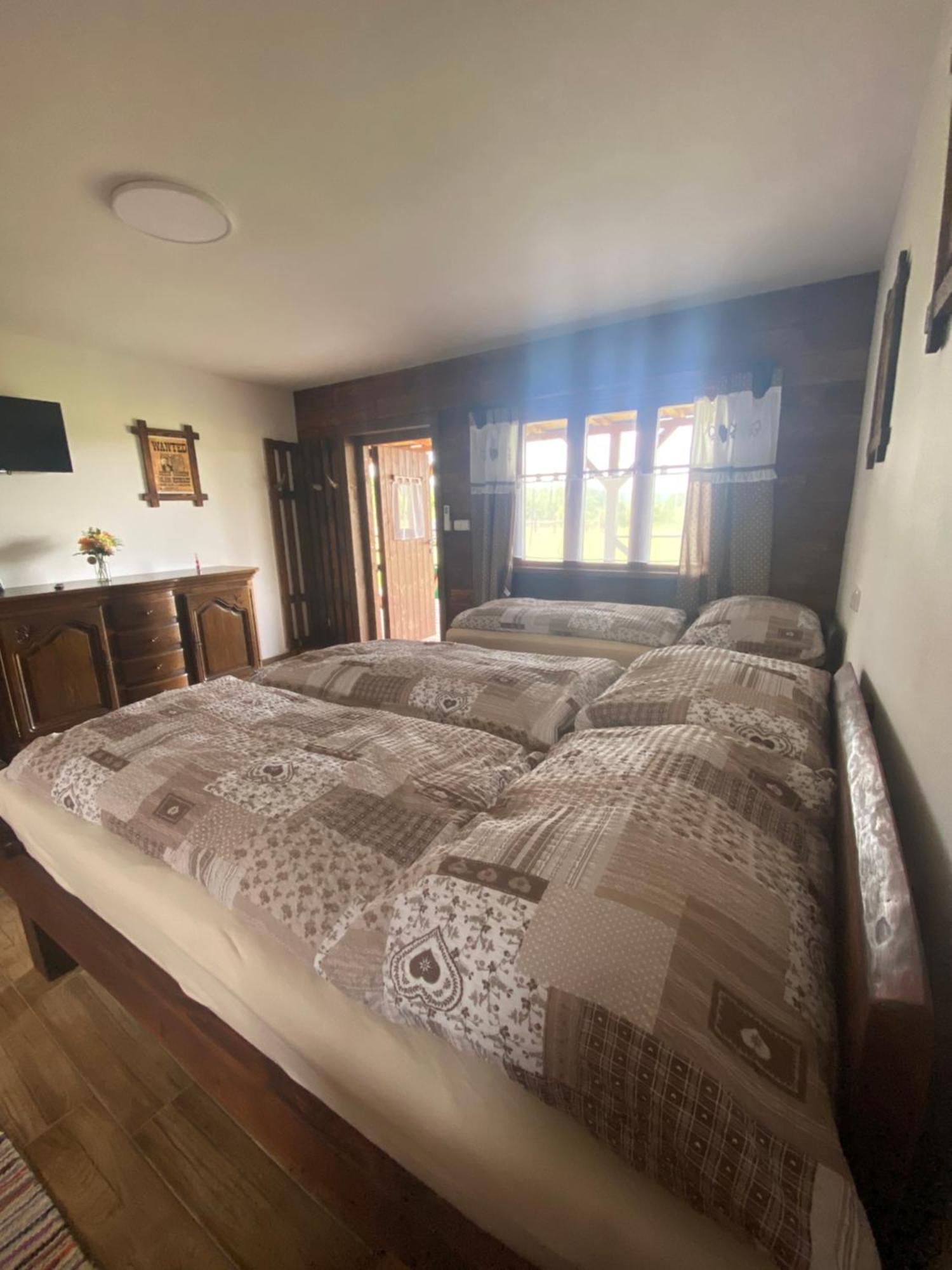 Bubla City Ranch Kopřivnice エクステリア 写真
