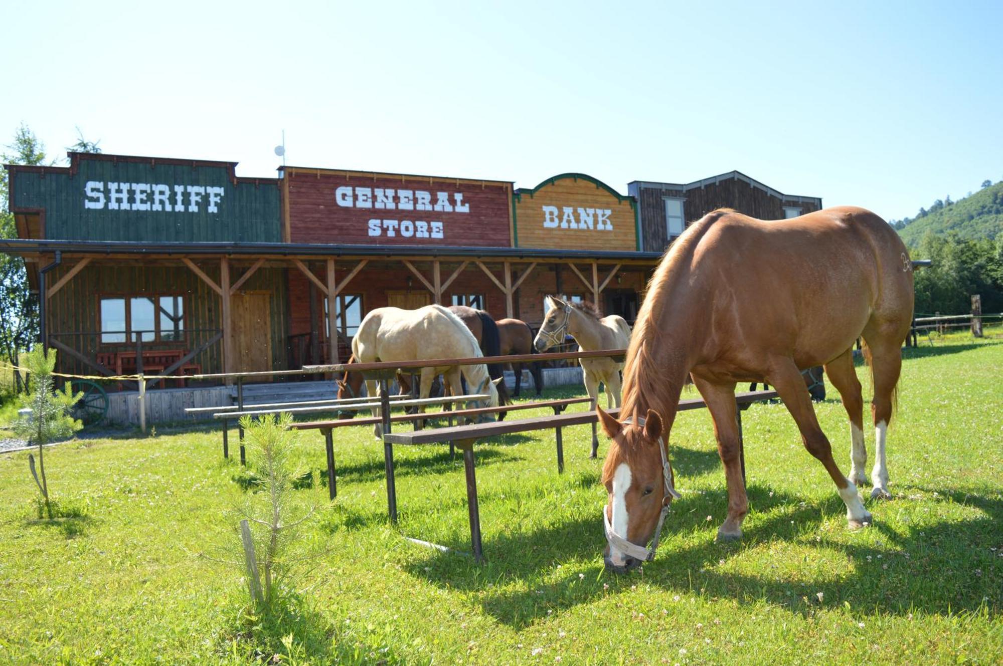 Bubla City Ranch Kopřivnice エクステリア 写真